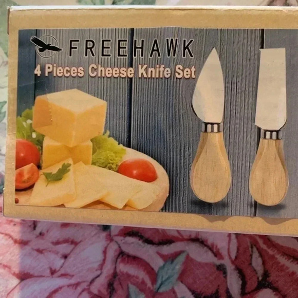 Free hawk 4 Pieces Cheese Knives Set - Picture 2 of 2